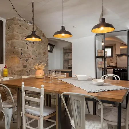 Holiday home Flateli Townhouse
